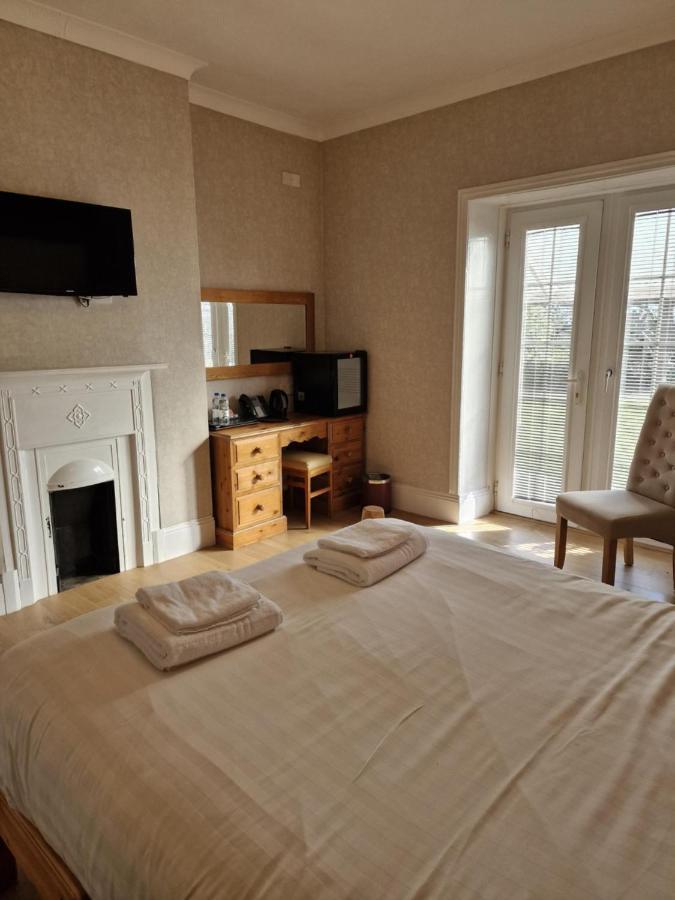 Bed and Breakfast Broadway House Лохарн Экстерьер фото