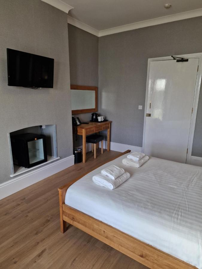Bed and Breakfast Broadway House Лохарн Экстерьер фото
