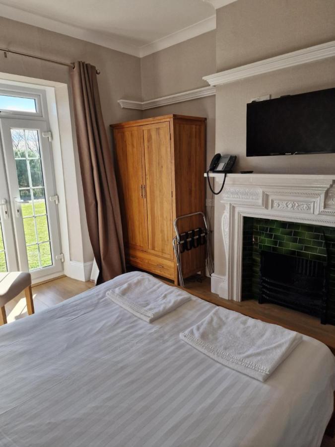 Bed and Breakfast Broadway House Лохарн Экстерьер фото